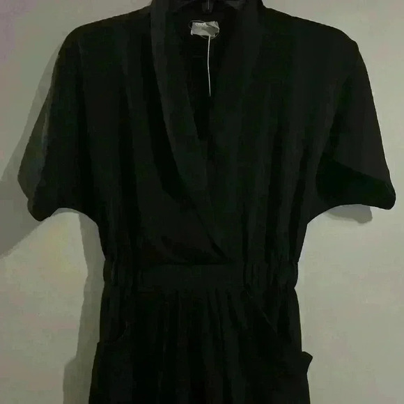 ASOS wrap neck cinched waist dress with pockets. Size 4 - Picture 9 of 9